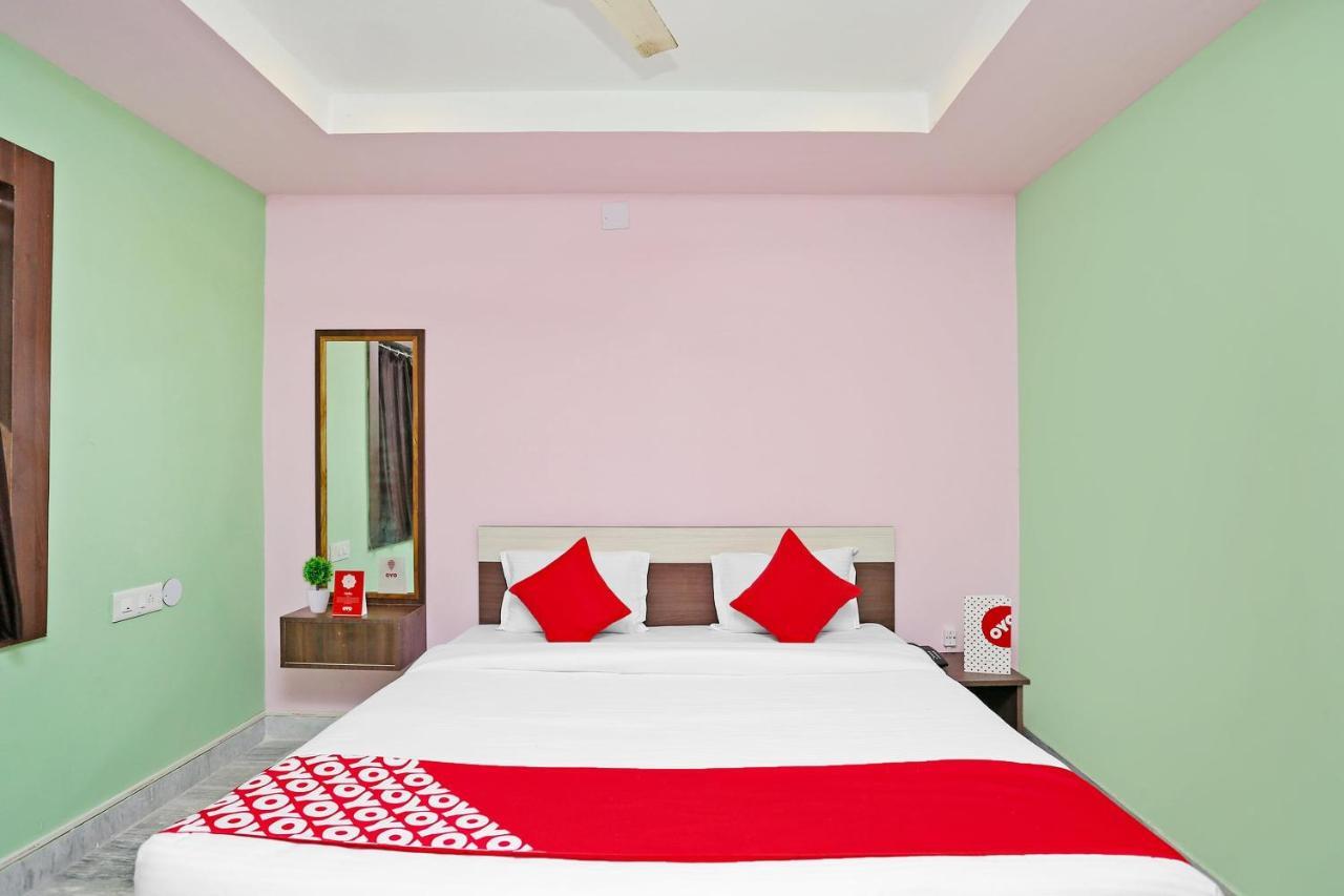 Super Collection O Aryan Hotel Khandagiri Esterno foto
